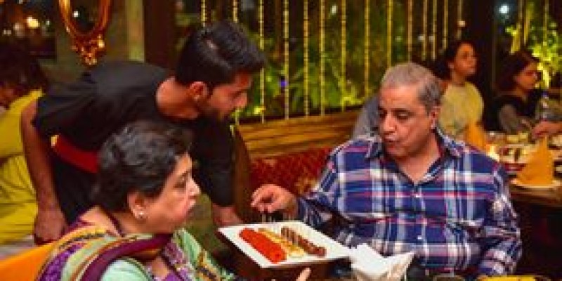 25% Discount at "Akbari Nihari" With HBL Bank 2 