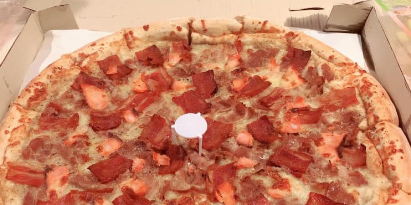 The New York Pizza Iftar Deals! Starting Rs.1299/- 2 