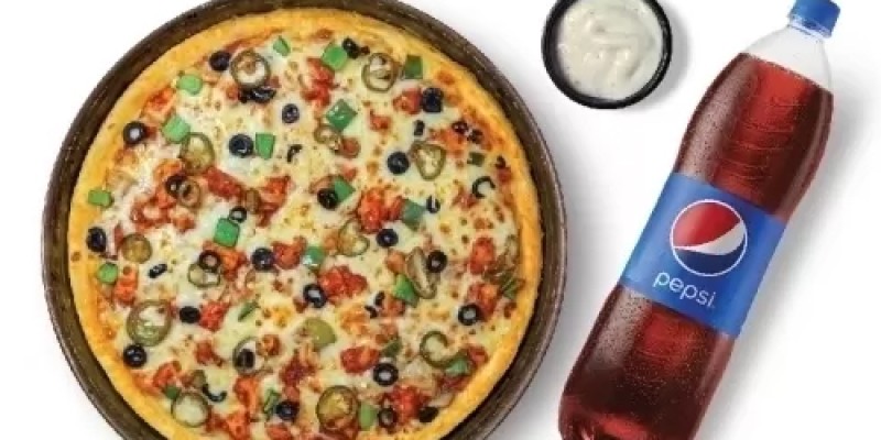 Pizzeria Lunch Combo For Rs.599 2 