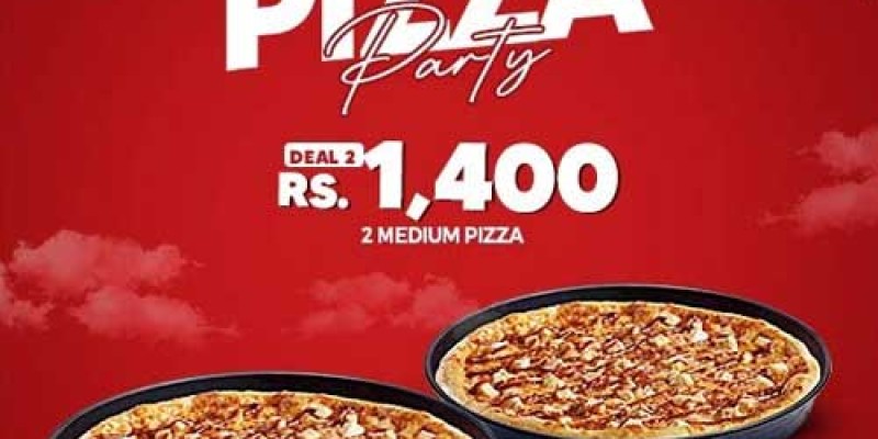 Bites 4 Delight Pizza Party Deal 1 For Rs.800 2 
