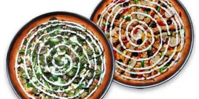 Pizza Plus Pakistan 2x Reg Pizza, 1x Chicken Pasta, 1x Drink 1 Ltr YUM! Plus Deal For Rs.1600/- 2 