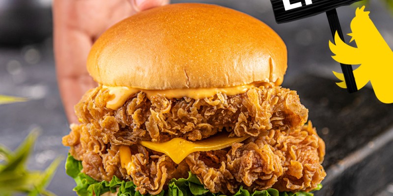 Clucky's Howzat Deal 3 For Rs.1199/- 2 