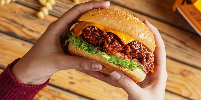 Chuckles Double Feast For Rs.1399/- 2 