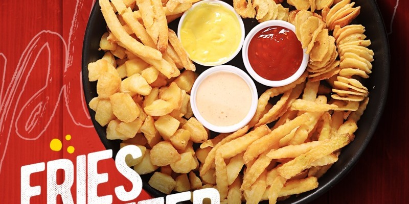 Bites 4 Delight Pizza Party Deal 1 For Rs.900/- 2 