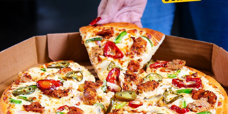 Caesar's Pizza Tripple Sizzle Deal 3 (3x Large Pizza) For Rs.3599/- 2 
