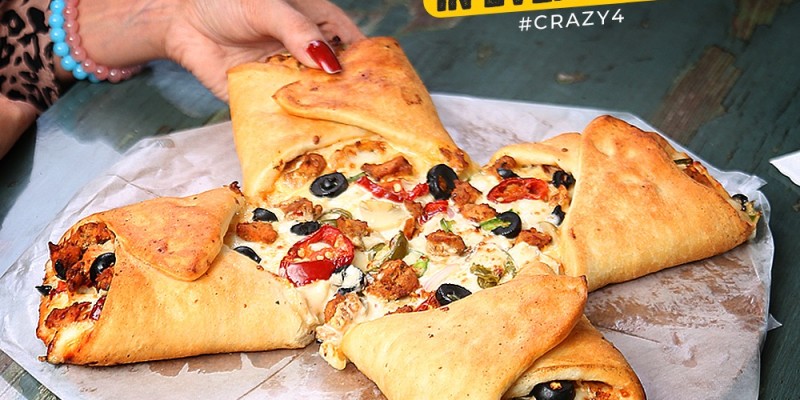 Caesar's Pizza Double Fun Deal 4 (2x Xtreme Pizza) For Rs.3799/- 2 