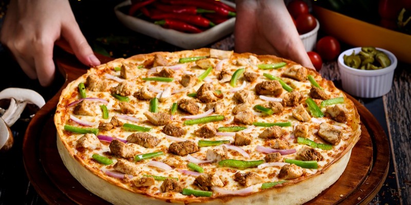 14th Street Pizza Co. World Cup Deal For Rs.2699/- 2 