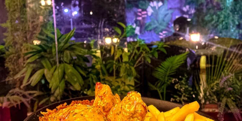 Juicy Chuck World Cup Smashing Deal 2 For Rs.2199/- 2 