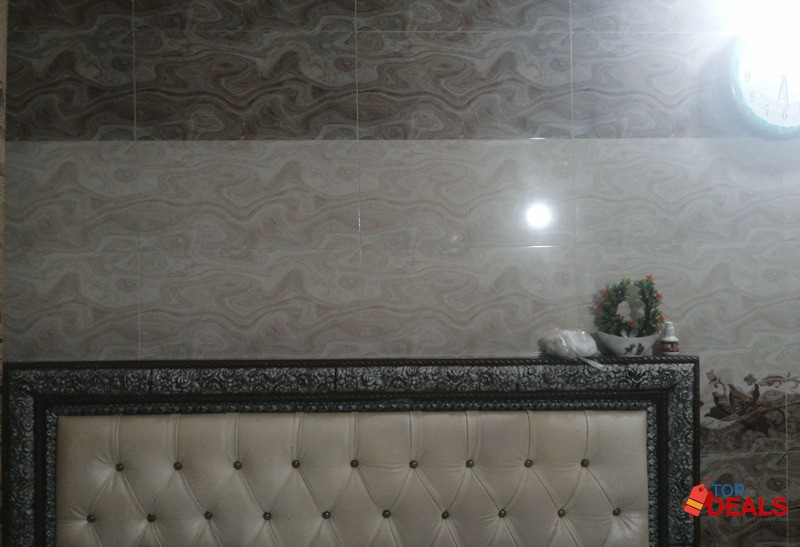 Selling old bed and mattress image 1