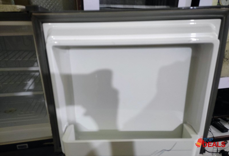 Dawlance refrigerator 6.2cf (9122m) image 4