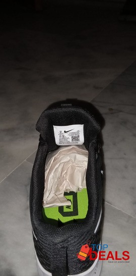 Nike runner shoe image 7