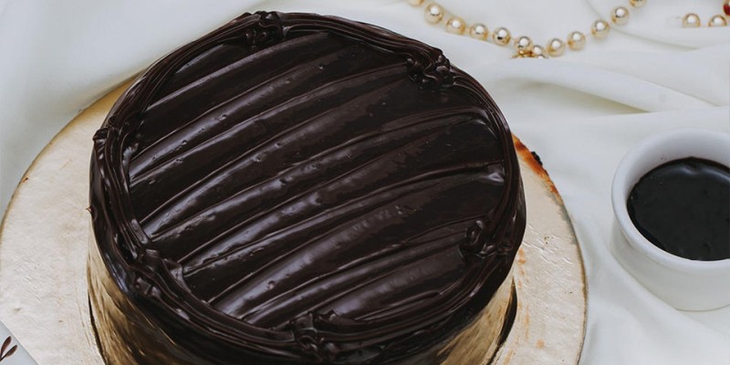 United King! Flat 20% OFF on selected cakes 3 