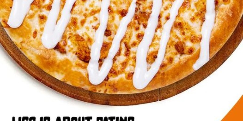 Pizza Mars Weekend Madness Deal 1 For Rs.299 3 