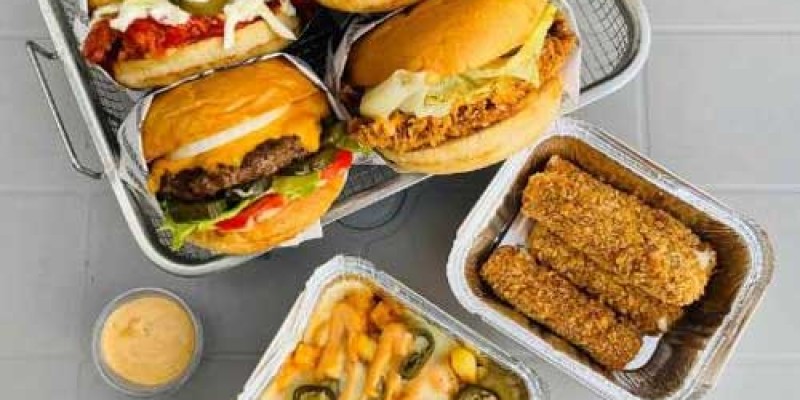 Burger Boss Boss Duo Handy Burger Box For Rs.1400 3 