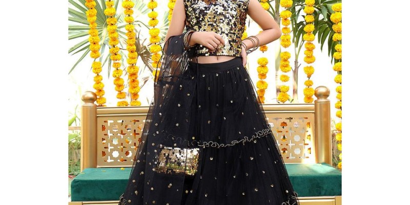 Sana's Women's day sale Flat 10% off 3 