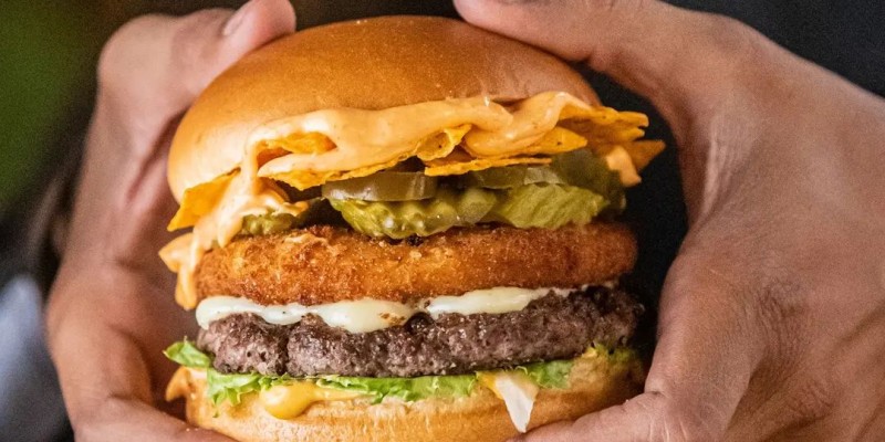 Burger O'Clock Bundle Pack For Rs.2799/- 3 