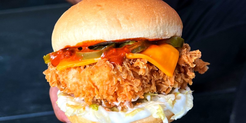 Clucky's Value Combo 3 For Rs.1499/- 3 