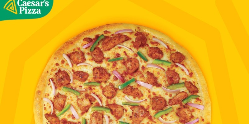 Caesar's Pizza Value Deal 8 For Rs.1699/- 3 