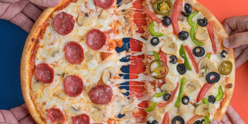 Bingo’s Pizza Small Double UP For Rs.999/- 3 