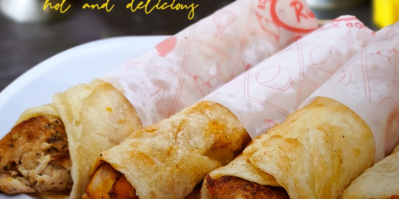 Roll Inn Mega Deal (1x Large pizza Drink 1ltr) For Rs.1150/- 3 