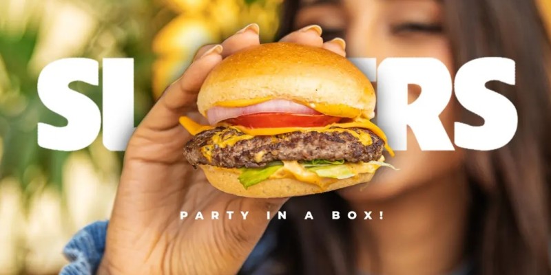 Burger O'Clock Mighty Deal 1 For Rs.699/- 3 