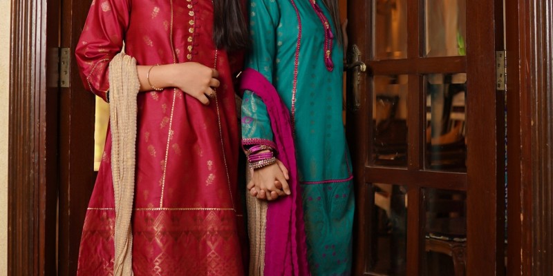 Ochre Season End Sale FLAT 30% & 50% OFF 3 