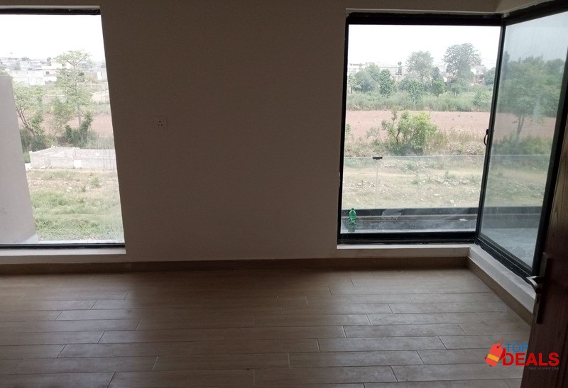 North Banigala Brand New 6 Marla front open to Green belt lake view image 5