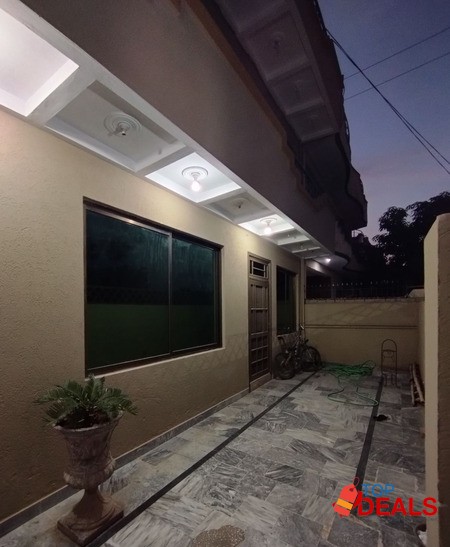 10 Marla Ground portion without car porch image 1