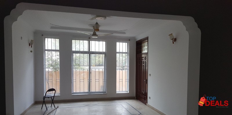 New &amp; Specious house for rent image 4