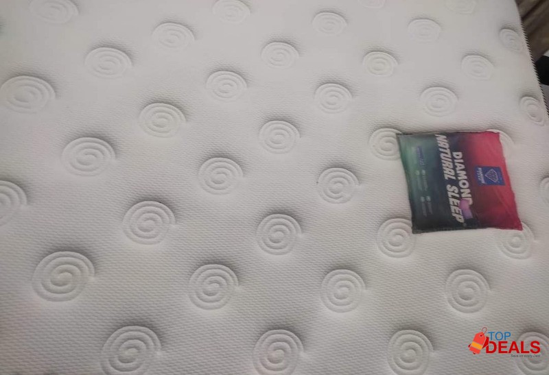 Diamond supreme mattress image 4