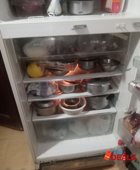 Dawlance large size fridge excellent cooling for sale image 4