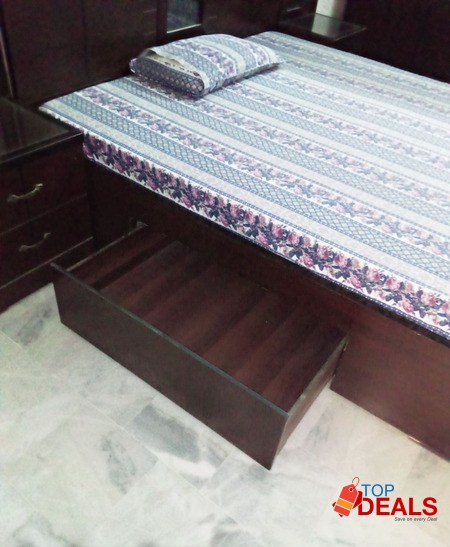 COMPLETE BED SET WITH MATTRESS image 4