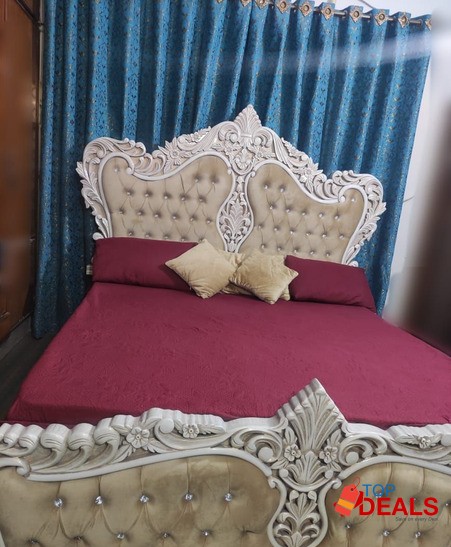Double bed / bed set ideal for wedding gift image 1