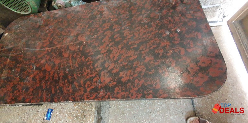 King size bed dressing and centr table image 5