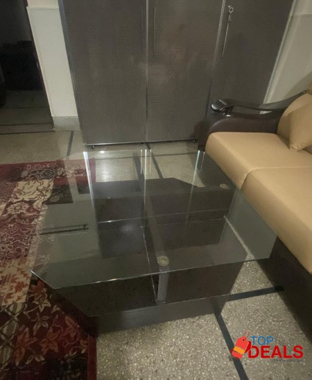 New 6 Seeter Sofa Unique Style With Glass Table image 4