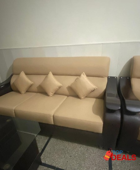 New 6 Seeter Sofa Unique Style With Glass Table image 7