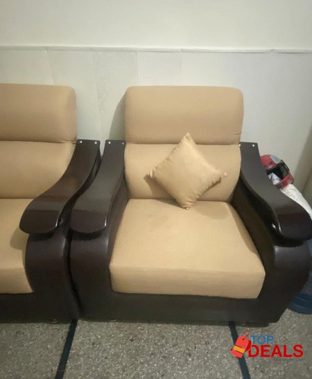 New 6 Seeter Sofa Unique Style With Glass Table image 8