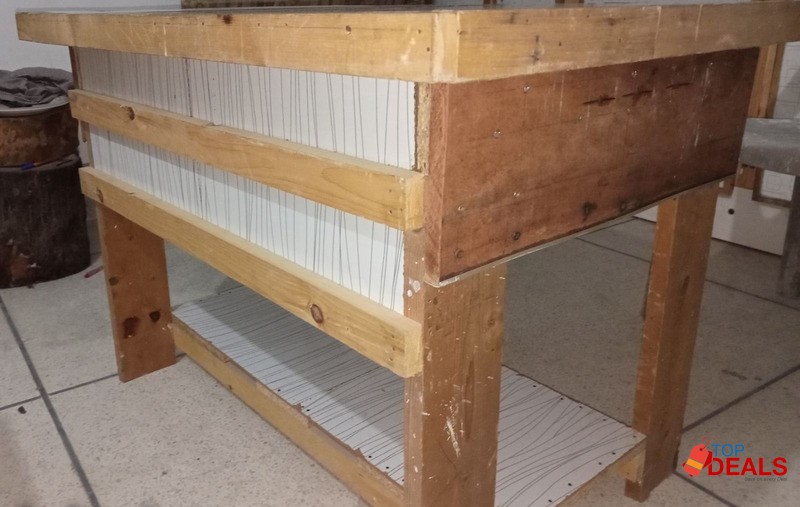 New Made Table Without Paint. نیا بنا ہوا ٹیبل بغیر پینٹ کے image 6