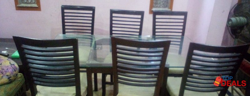 Dining Table with 6 chairs image 5