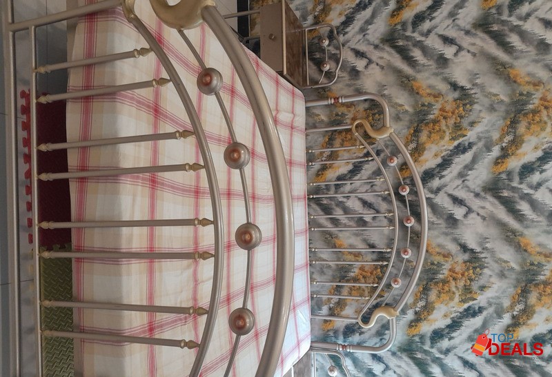 Double bed set Iron used with deco paint image 6