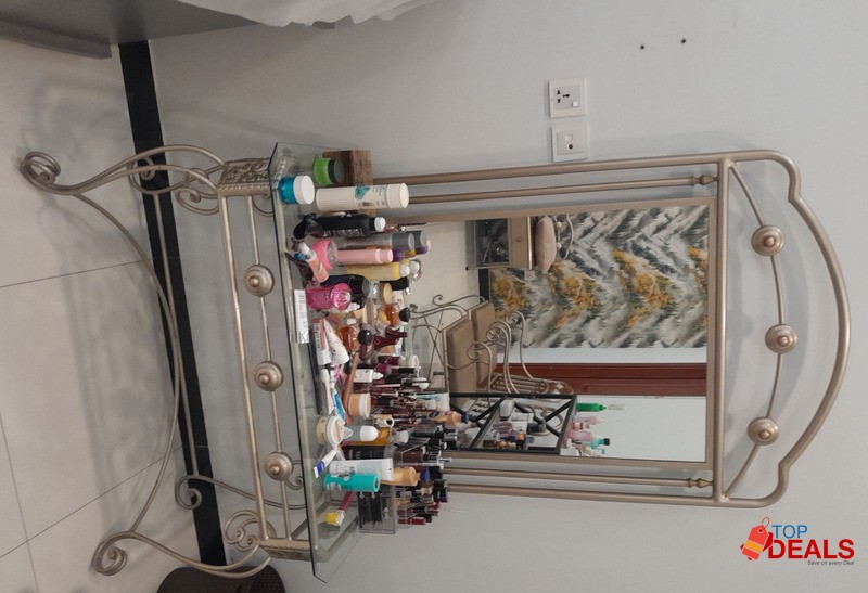 Double bed set Iron used with deco paint image 7