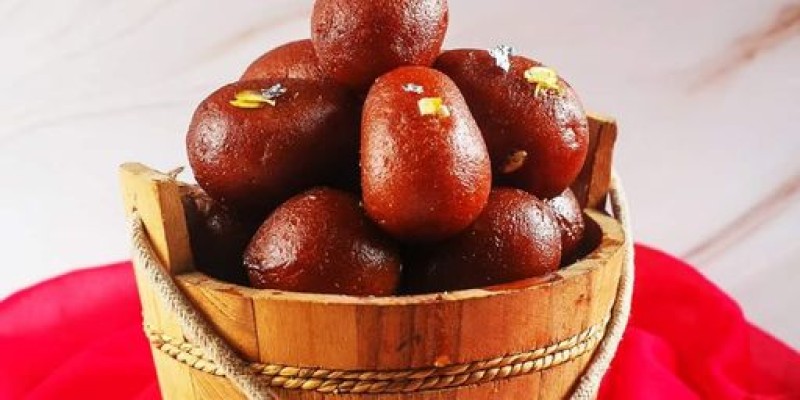 On January 8, 2022,Kababjees Bakers will open at M.A. Jinnah Road. Get a flat 30% discount on all goods 4 