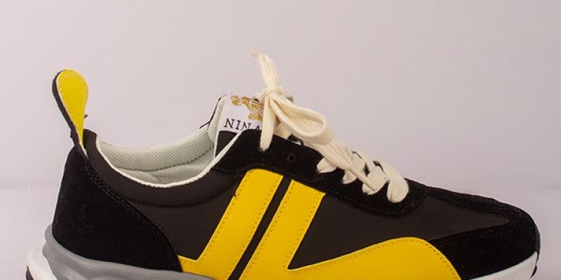 HR Clothing's Pakistan Day Sale! Avail FLAT 50% and 23% OFF on all items in stores and online. 4 