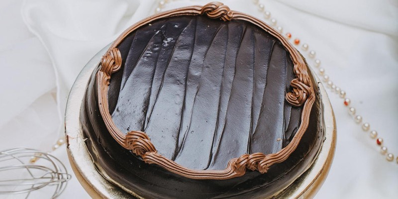 United King! Flat 20% OFF on selected cakes 4 