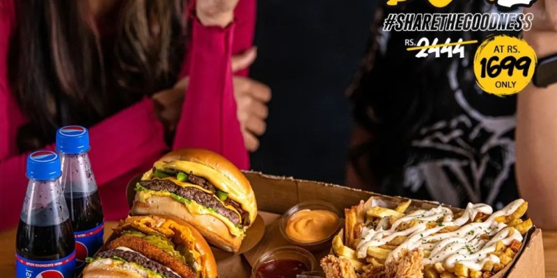 Burger O'Clock Share Box Deal 1 For Rs.1399/- 4 