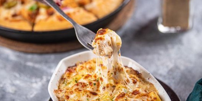 California Pizza UP TO 50% off on All Pizza 4 