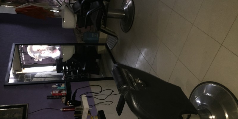 Hair studio Urgent sale image 4