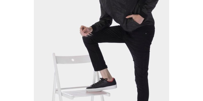 Flat 30% and 50% off at the MEME end-of-season 4 