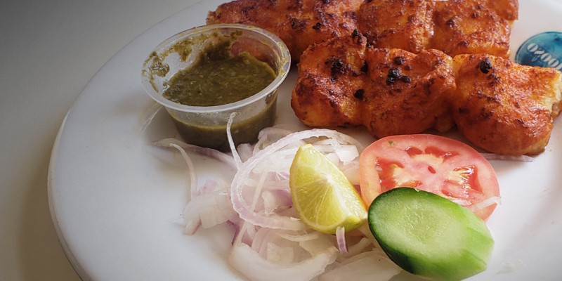 Toosa Offers Roll Box For Rs.2700/- +tax 4 