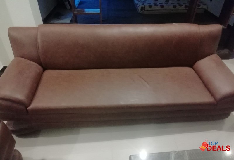 7 seater lwather sofa for sale in Bahria Enclave Islamabad
